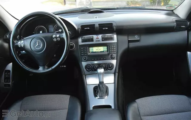 MERCEDES-BENZ Klasa C 180 T Kompressor Avantgarde