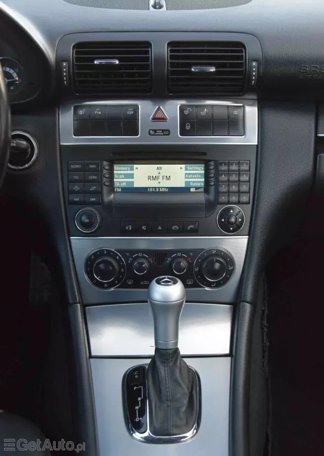 MERCEDES-BENZ Klasa C 180 T Kompressor Avantgarde