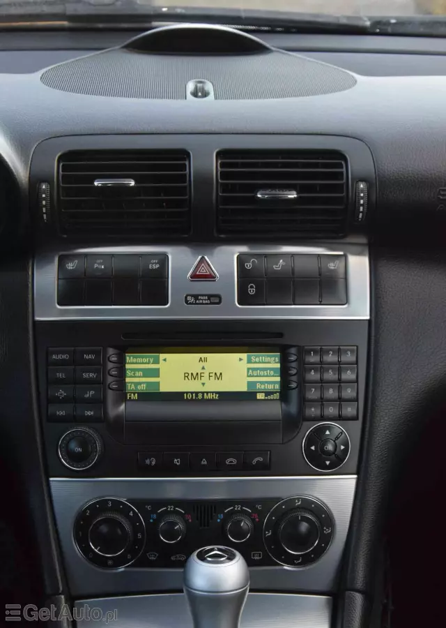 MERCEDES-BENZ Klasa C 180 T Kompressor Avantgarde