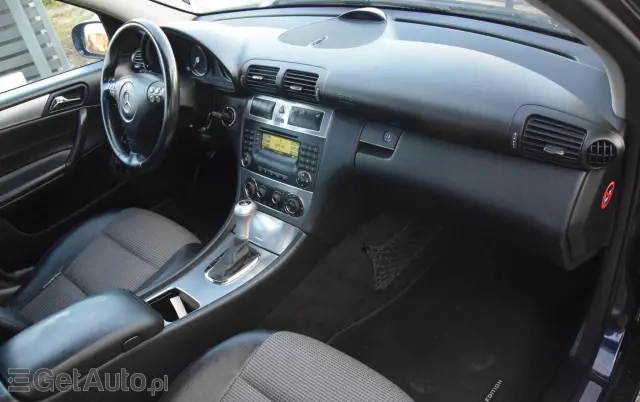 MERCEDES-BENZ Klasa C 180 T Kompressor Avantgarde