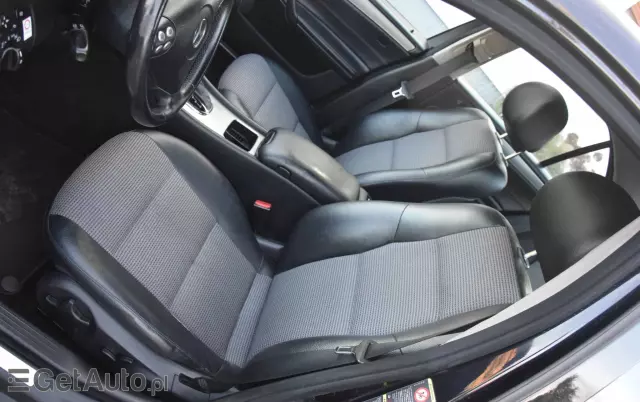 MERCEDES-BENZ Klasa C 180 T Kompressor Avantgarde