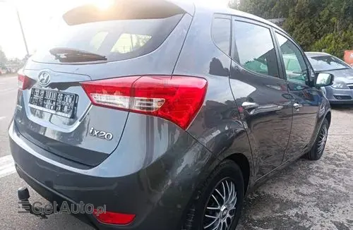 HYUNDAI Ix20 