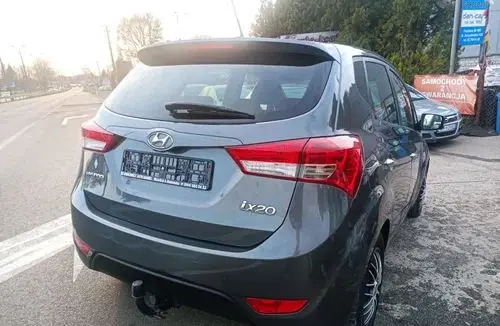 HYUNDAI Ix20 
