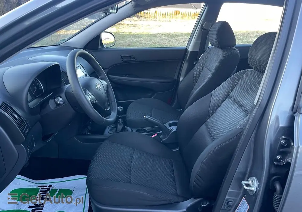 HYUNDAI I30 1.4 Classic +