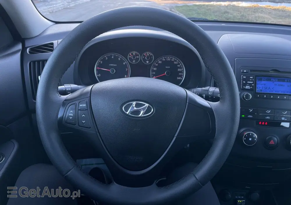 HYUNDAI I30 1.4 Classic +