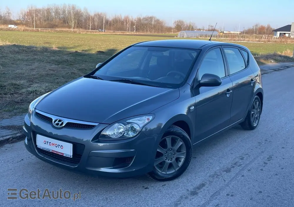HYUNDAI I30 1.4 Classic +