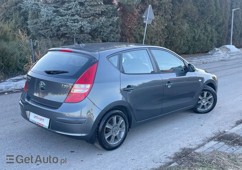 HYUNDAI I30 1.4 Classic +