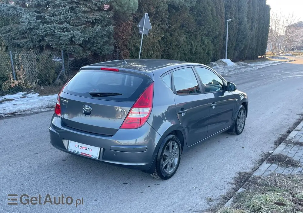 HYUNDAI I30 1.4 Classic +