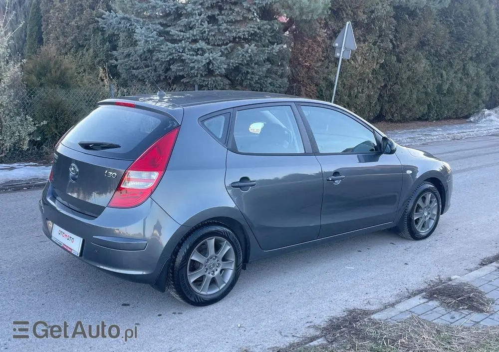 HYUNDAI I30 1.4 Classic +