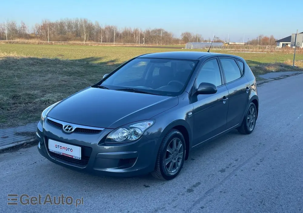 HYUNDAI I30 1.4 Classic +