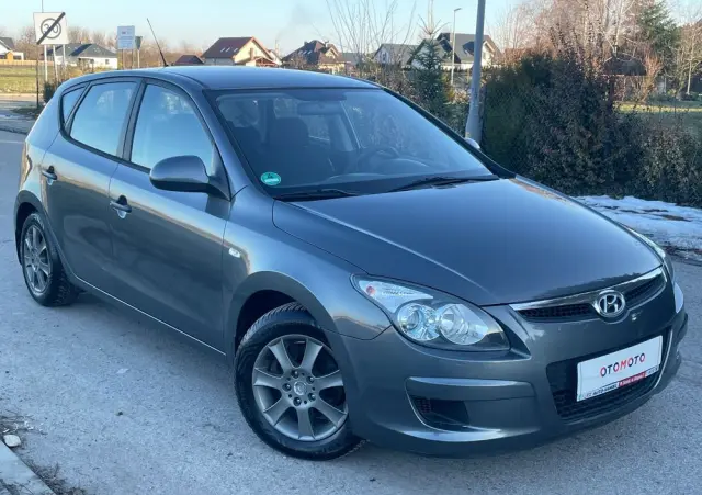 HYUNDAI I30 1.4 Classic +