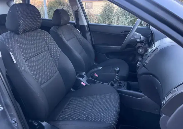 HYUNDAI I30 1.4 Classic +