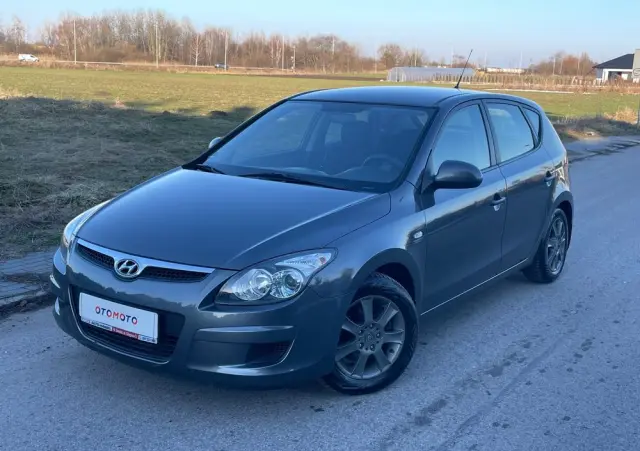HYUNDAI I30 1.4 Classic +