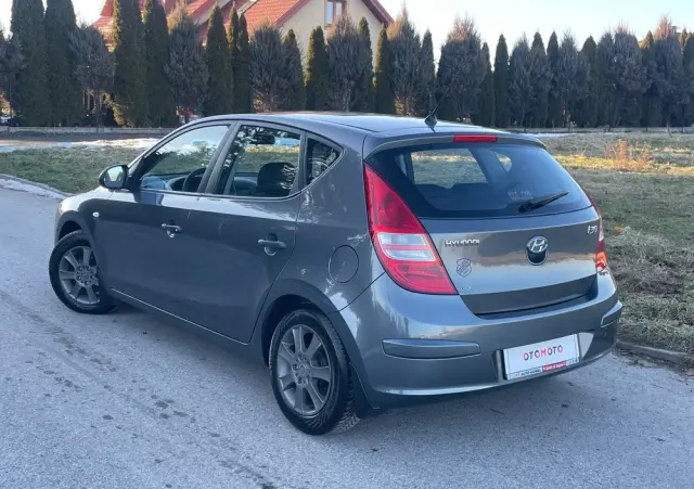 HYUNDAI I30 1.4 Classic +