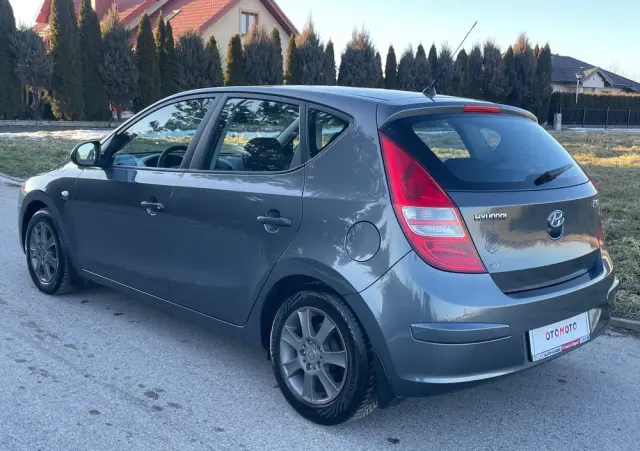 HYUNDAI I30 1.4 Classic +