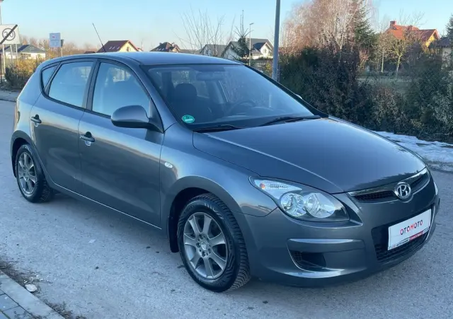 HYUNDAI I30 1.4 Classic +