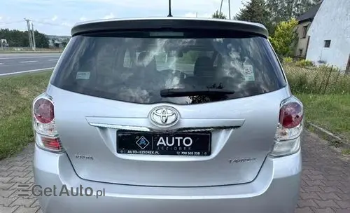 TOYOTA Verso 