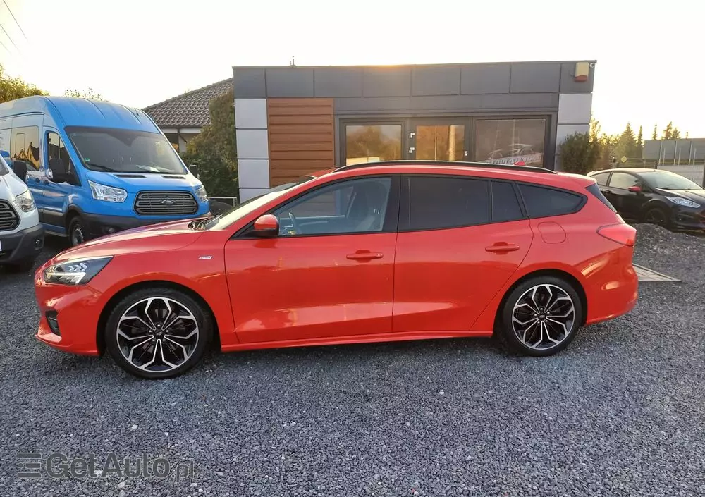 FORD Focus 2.0 EcoBlue ST-Line