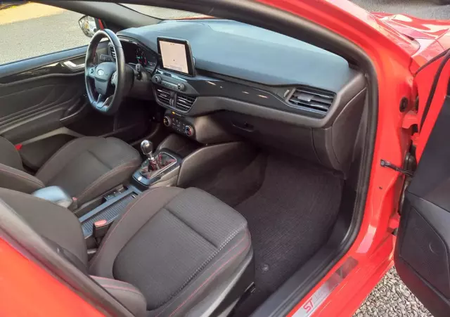 FORD Focus 2.0 EcoBlue ST-Line