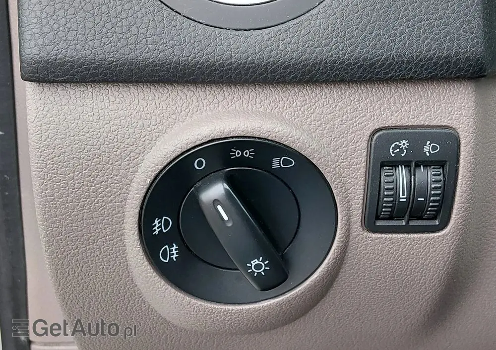 VOLKSWAGEN Golf Plus 1.6 Comfortline DSG