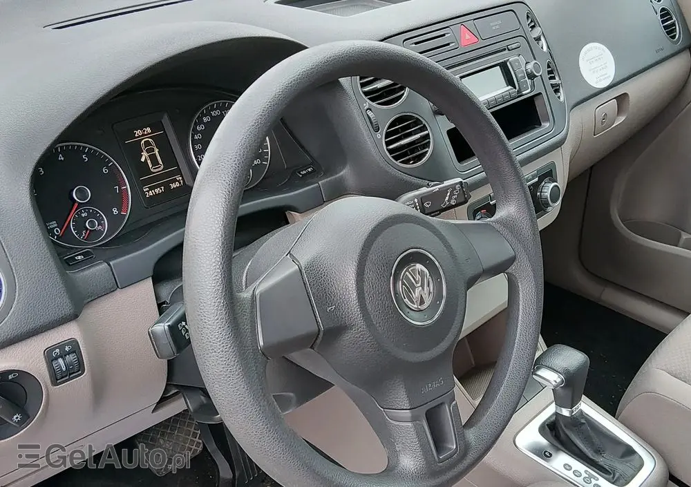 VOLKSWAGEN Golf Plus 1.6 Comfortline DSG