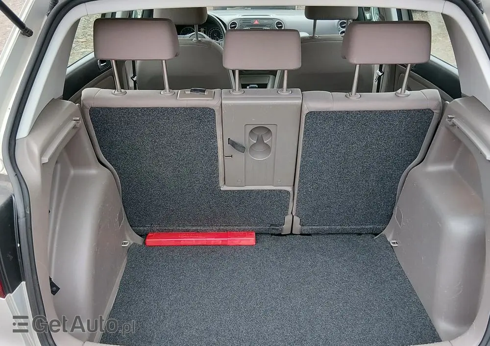 VOLKSWAGEN Golf Plus 1.6 Comfortline DSG