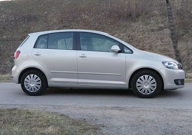 VOLKSWAGEN Golf Plus 1.6 Comfortline DSG