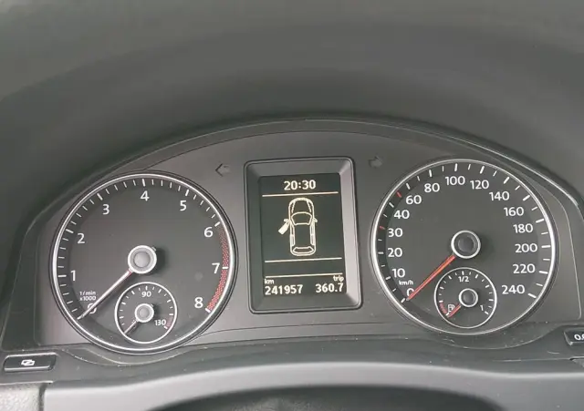 VOLKSWAGEN Golf Plus 1.6 Comfortline DSG