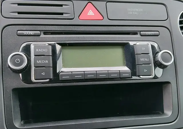 VOLKSWAGEN Golf Plus 1.6 Comfortline DSG