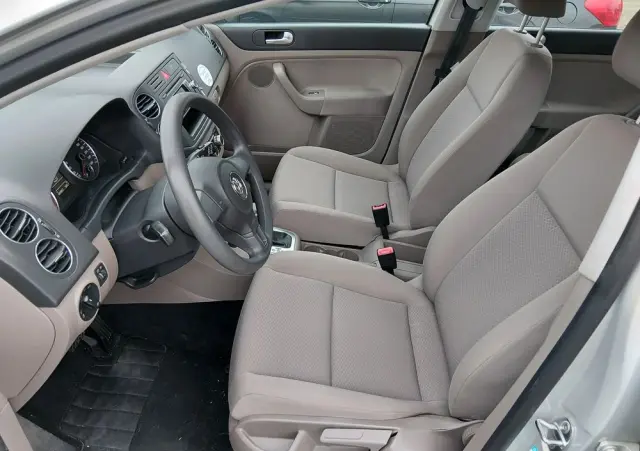 VOLKSWAGEN Golf Plus 1.6 Comfortline DSG