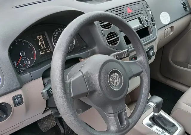 VOLKSWAGEN Golf Plus 1.6 Comfortline DSG