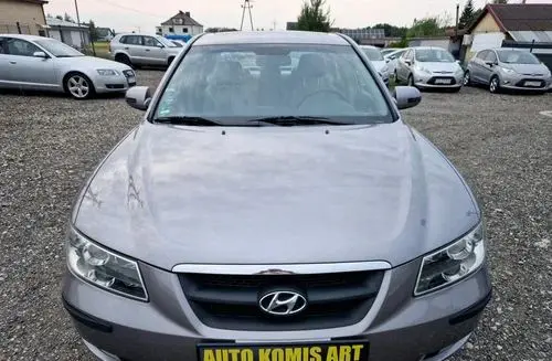 HYUNDAI Sonata 