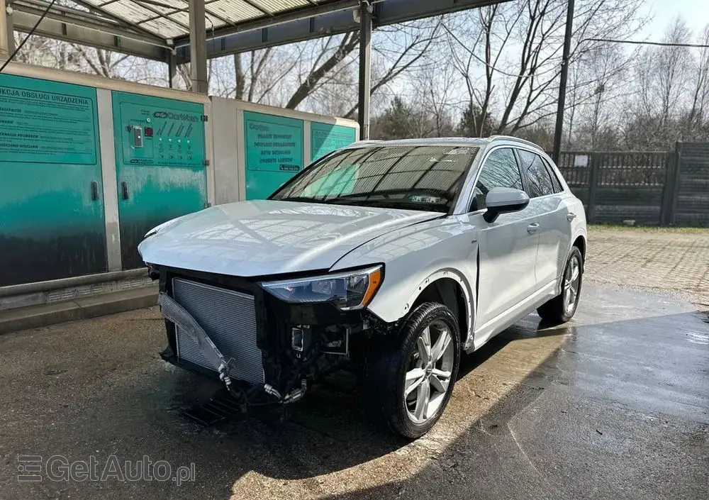 AUDI Q3 45 TFSI Quattro S tronic