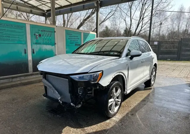 AUDI Q3 45 TFSI Quattro S tronic