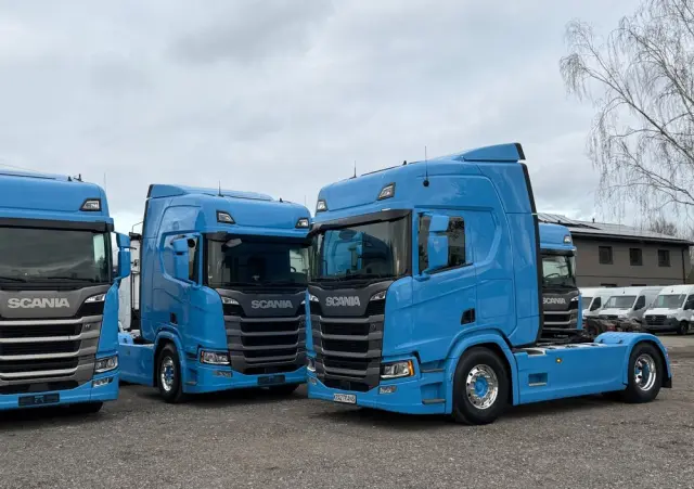 SCANIA R450 z Niemiec standard idealny stan serwisowany w ASO złoty kontrakt 