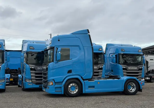 SCANIA R450 z Niemiec standard idealny stan serwisowany w ASO złoty kontrakt 