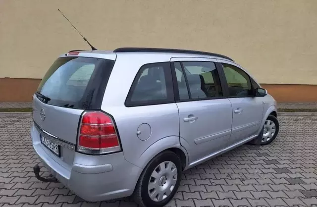OPEL Zafira 