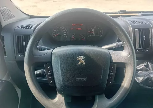 PEUGEOT Boxer 