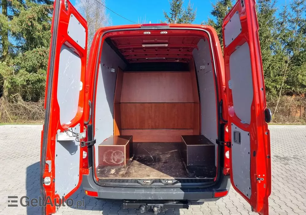 VOLKSWAGEN Crafter 