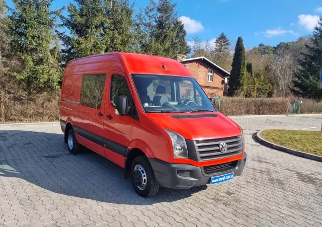 VOLKSWAGEN Crafter 