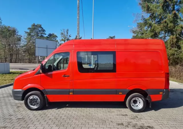 VOLKSWAGEN Crafter 