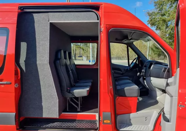 VOLKSWAGEN Crafter 