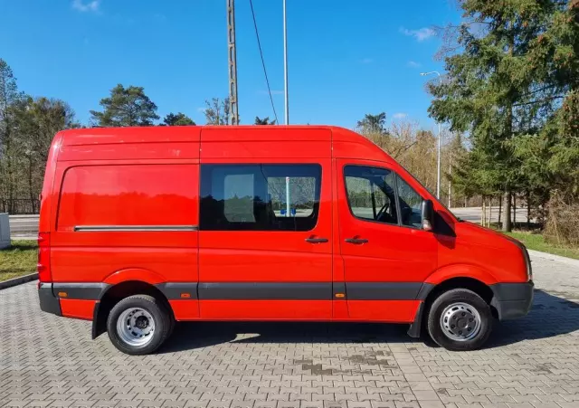 VOLKSWAGEN Crafter 