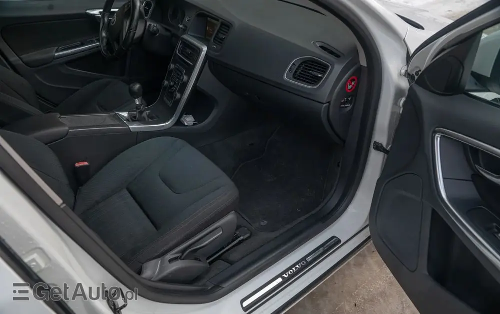 VOLVO S60 D3