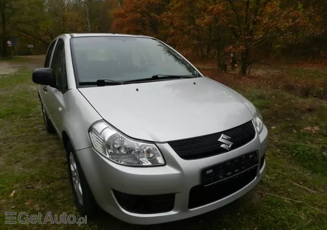 SUZUKI SX4 