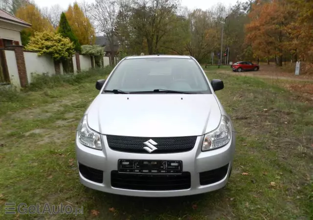 SUZUKI SX4 