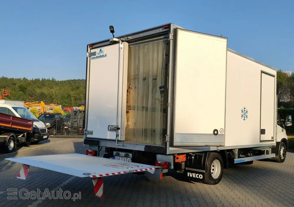 IVECO Daily 70C17 Mroźnia Ściana Grodziowa Multitemperatura 