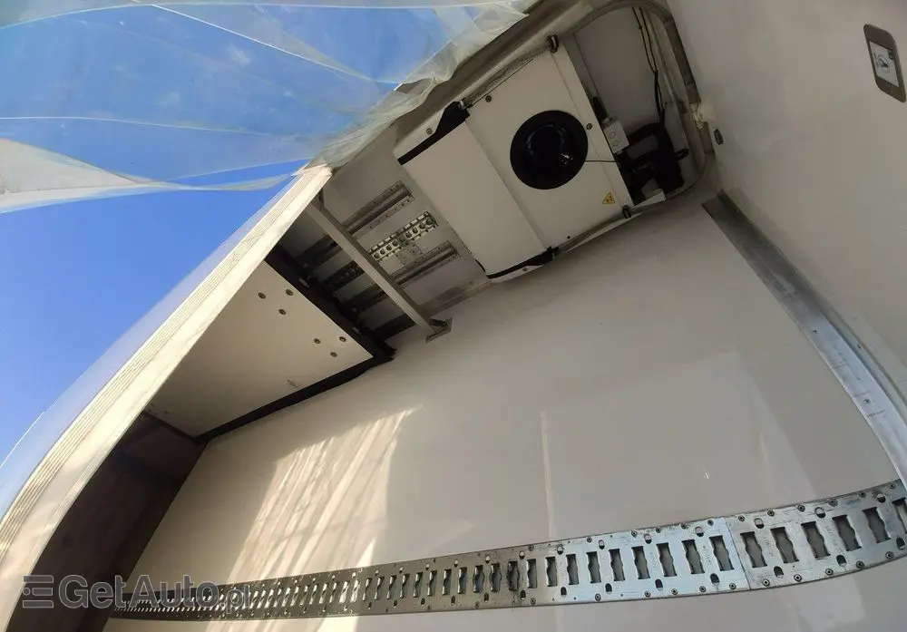 IVECO Daily 70C17 Mroźnia Ściana Grodziowa Multitemperatura 