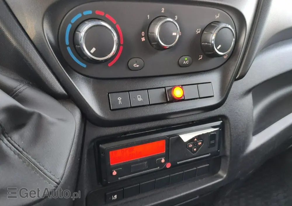 IVECO Daily 70C17 Mroźnia Ściana Grodziowa Multitemperatura 