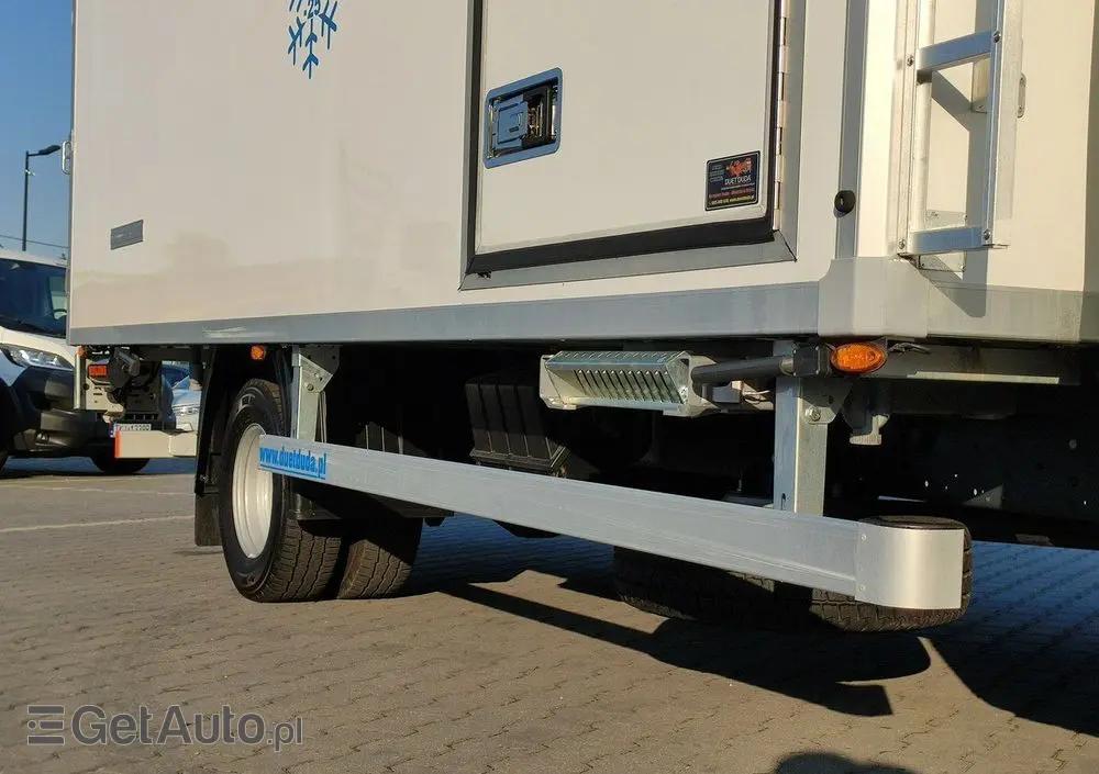 IVECO Daily 70C17 Mroźnia Ściana Grodziowa Multitemperatura 